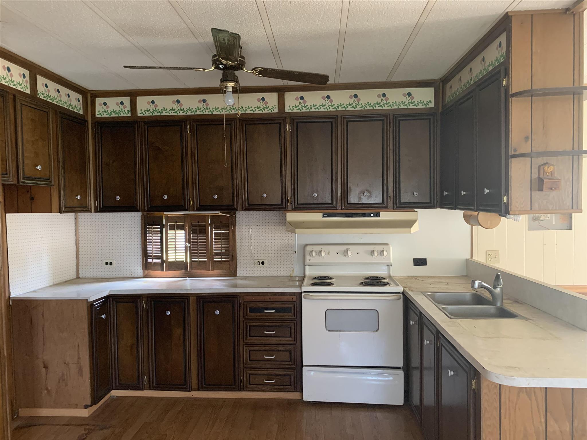 12 D'Amours Avenue Rochester, NH 03839 - Photo 8 of 17