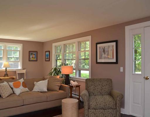 162 Ocean House Road Cape Elizabeth, ME 04107 - Photo 6 of 25 Living Room.
