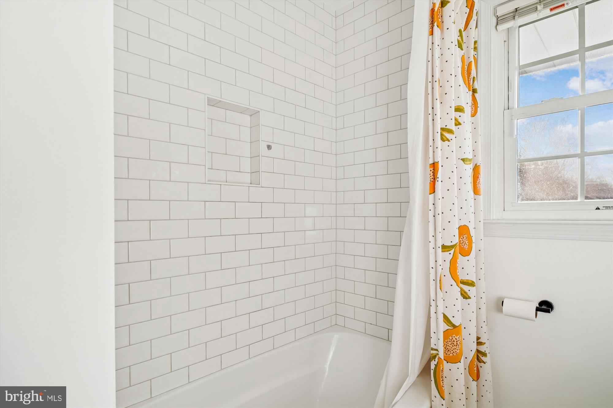 3064 Centre Road Riva, MD 21140 - Photo 26 of 45 a bathroom with a bathtub and a shower