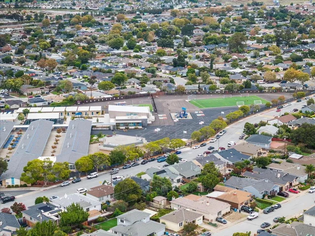 $1,298,000 | 3605 Pacific Boulevard, San Mateo, CA 94403