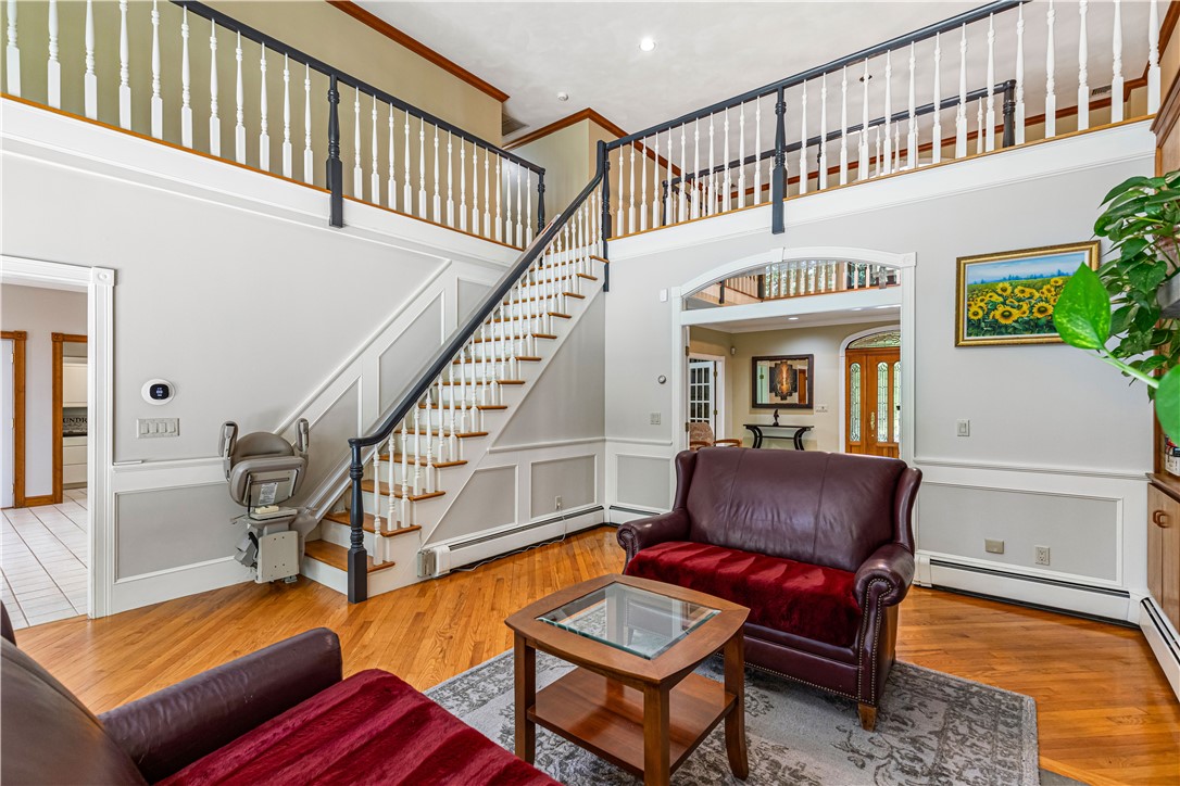7 Kings Row Cumberland, RI 02864 - Photo 11 of 50