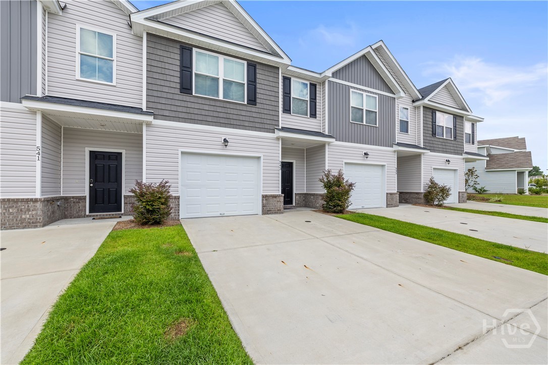 543 Gov Treutlen Circle Pooler, GA 31322 - Photo 2 of 32