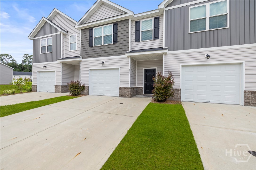 543 Gov Treutlen Circle Pooler, GA 31322 - Photo 3 of 32