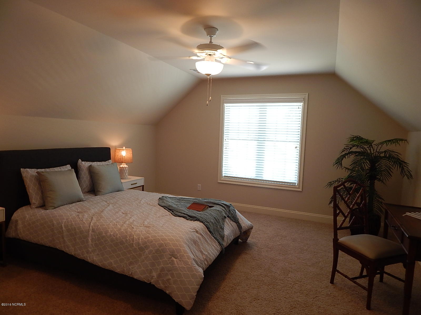 334 Motts Forest Road Wilmington, NC 28412 - Photo 26 of 27 Spacious Bonus Room - Has full bath and separate zone for heat and air.