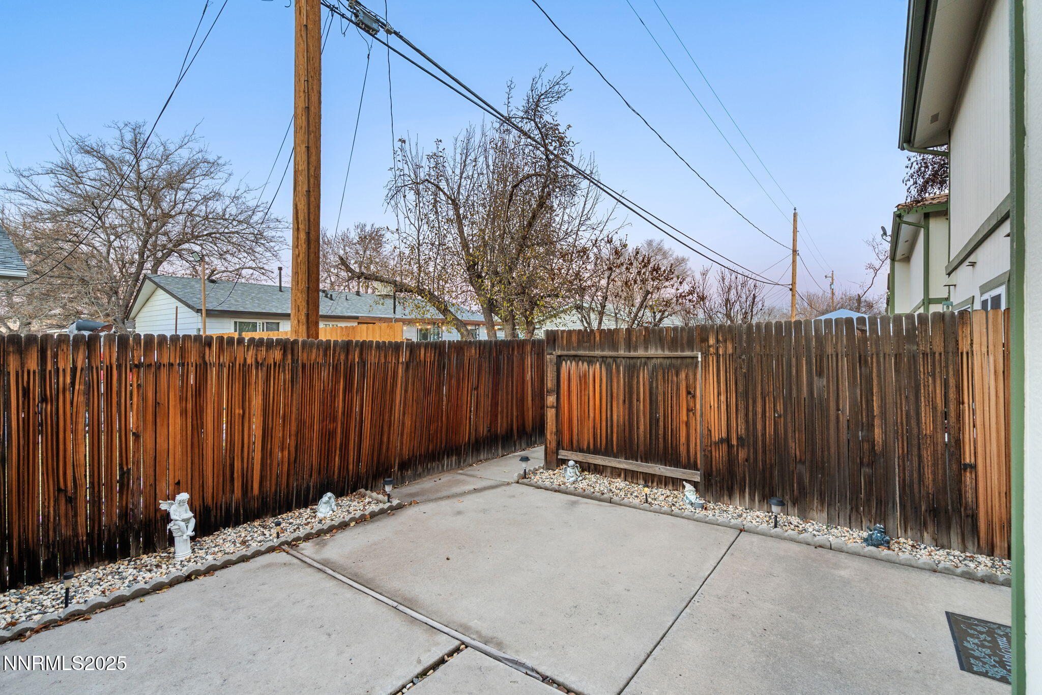 2282 Cannonball Road Sparks, NV 89431 - Photo 19 of 21 a view of a building with wooden fence