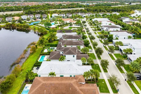 $1,825,000 | 13689 Artisan Circle, Palm Beach Gardens, FL 33418