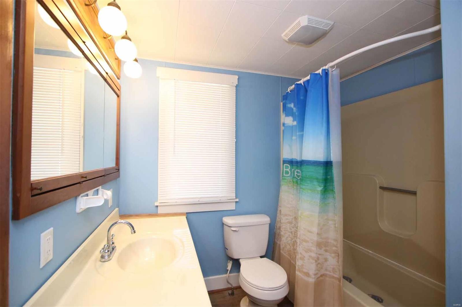 762 Rice Street Wood River, IL 62095 - Photo 21 of 22 Gallery Image 21