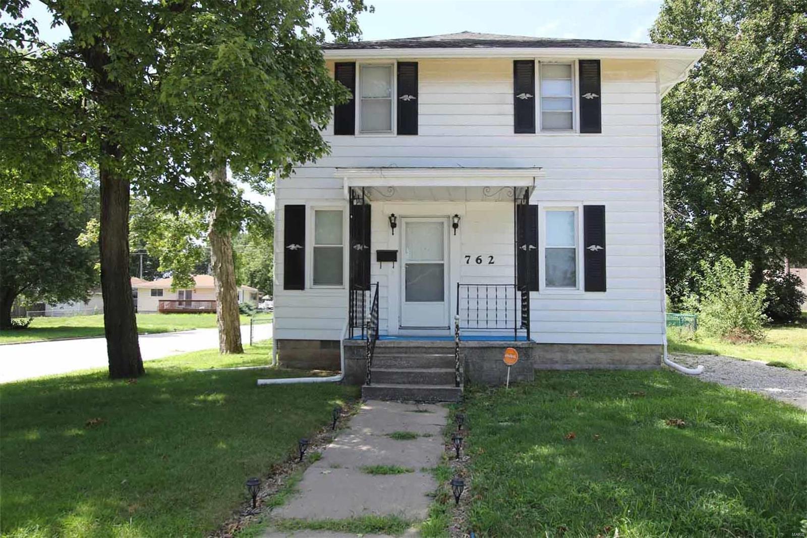 762 Rice Street Wood River, IL 62095 - Photo 7 of 22 Gallery Image 7