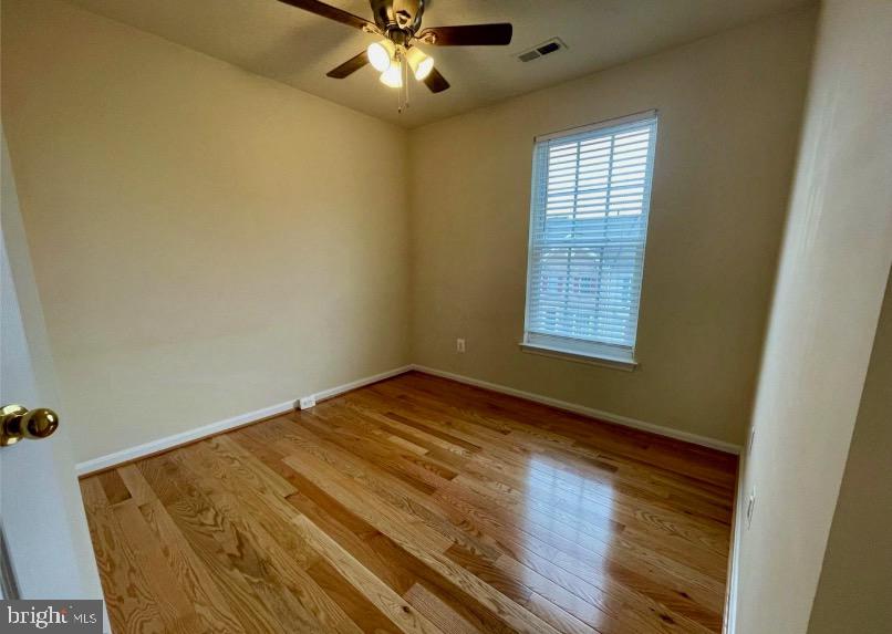 9058 Two Bays Road Lorton, VA 22079 - Photo 25 of 32