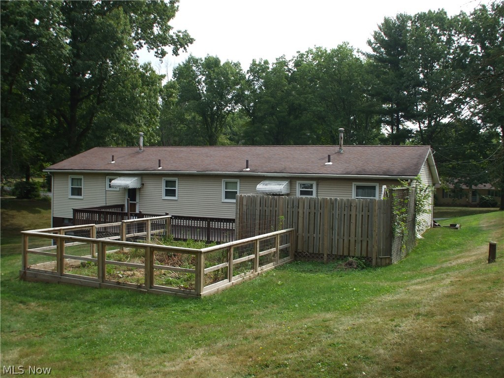 236-238 North Messner Road New Franklin, OH 44319 - Photo 6 of 30 Gallery Image 6