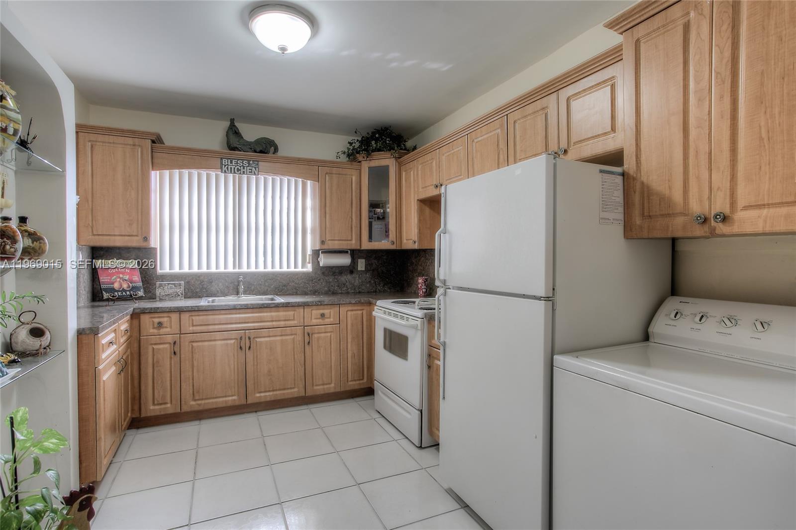 1675 West 72nd Street Hialeah, FL 33014 - Photo 4 of 13