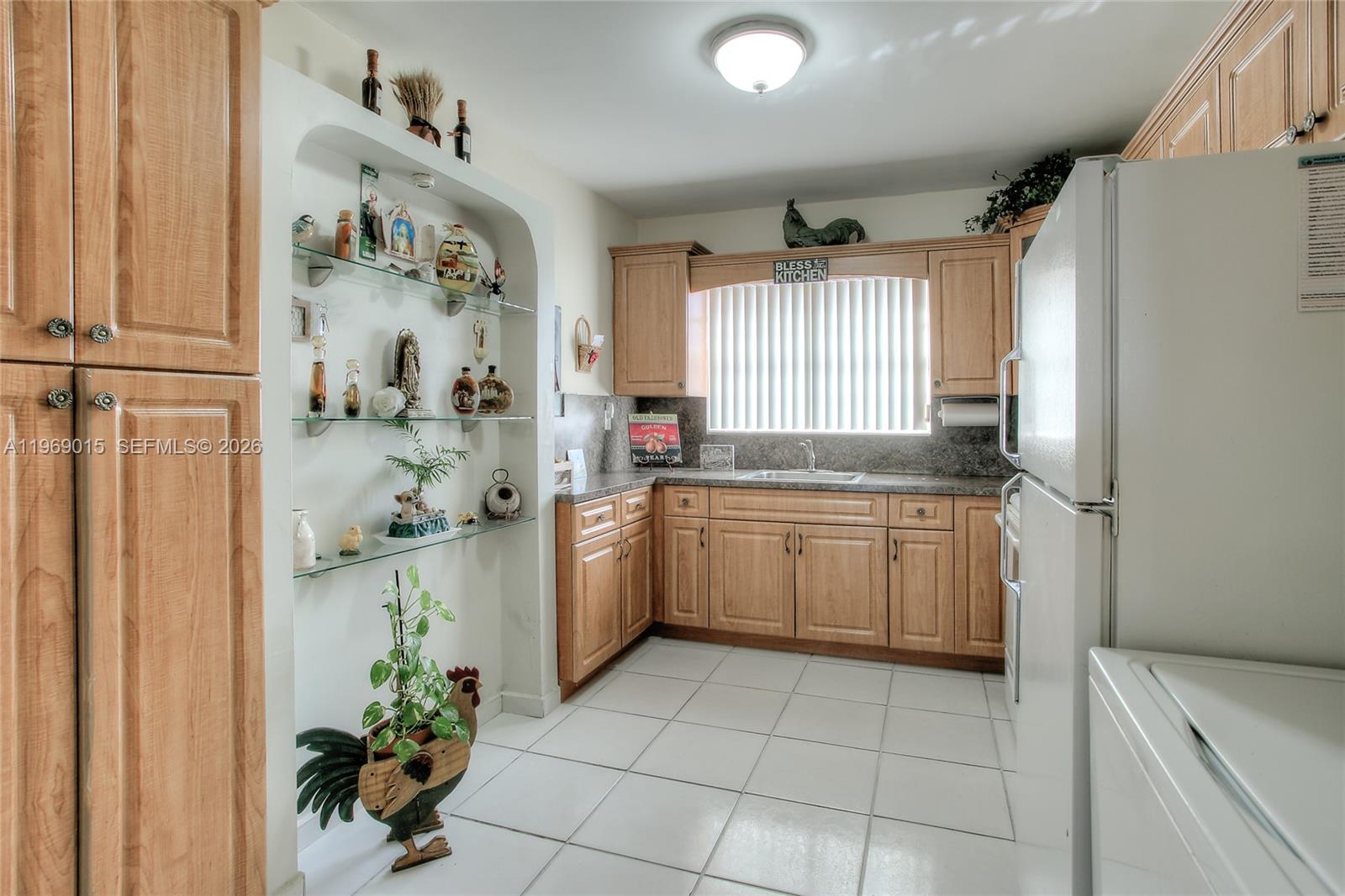 1675 West 72nd Street Hialeah, FL 33014 - Photo 5 of 13