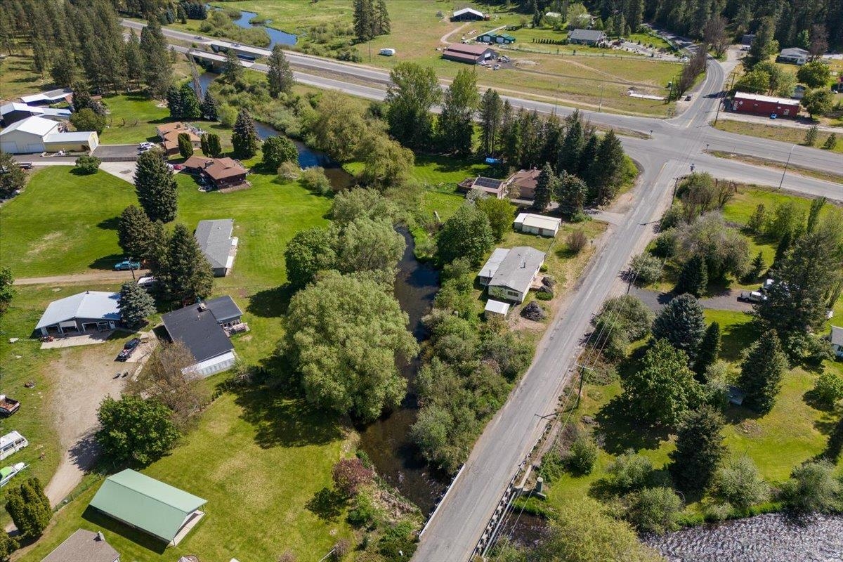 3717 East Chattaroy Road Chattaroy, WA 99003 - Photo 29 of 32