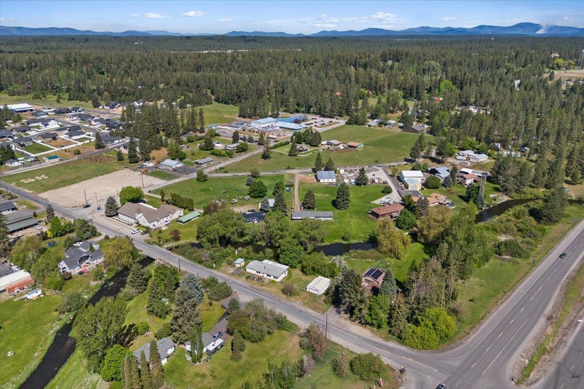 3717 East Chattaroy Road Chattaroy, WA 99003 - Photo 30 of 32