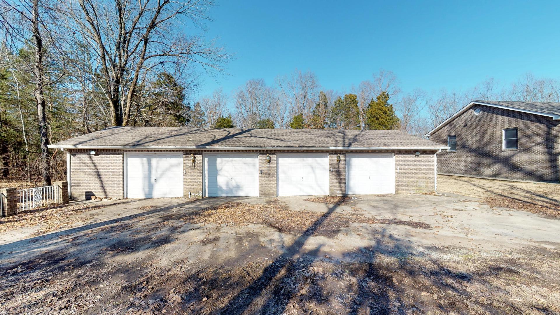 2609 Brigham Branch Road Erin, TN 37061 - Photo 19 of 22 4 car Garage