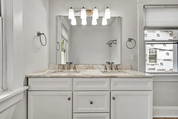 $609,950 | 2114 Memorial Avenue Southwest, Roanoke, VA 24015