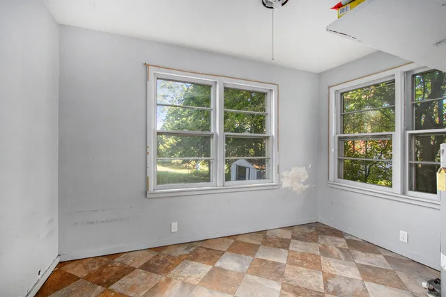 $95,000 | 1005 East Front Street, Buchanan, MI 49107