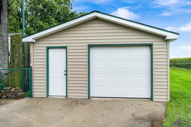 10339 Montague Road Winnebago, IL 61088 - Photo 14 of 55 Gallery Image 14
