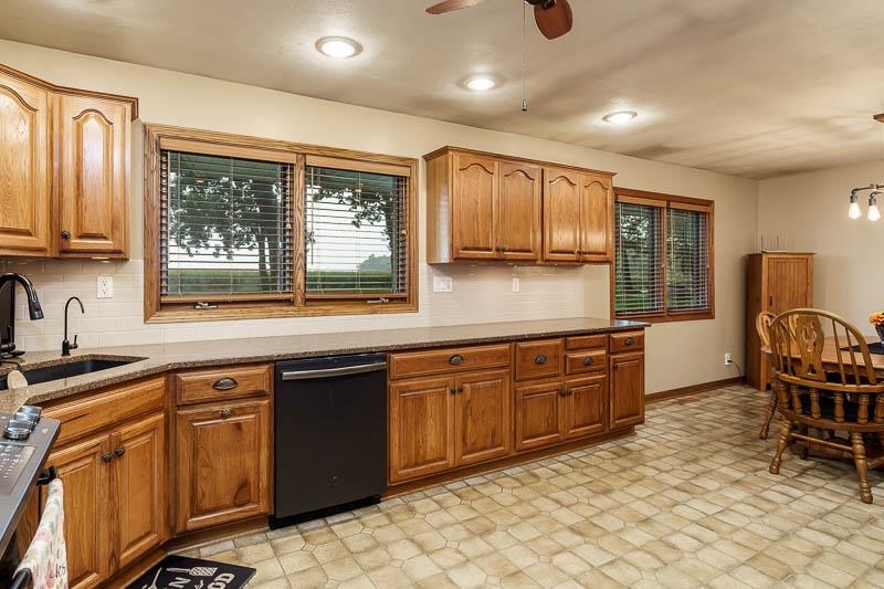 10339 Montague Road Winnebago, IL 61088 - Photo 34 of 55 Gallery Image 34