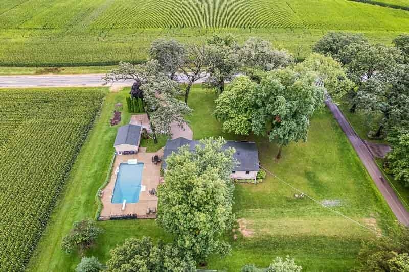 10339 Montague Road Winnebago, IL 61088 - Photo 7 of 55 Gallery Image 7