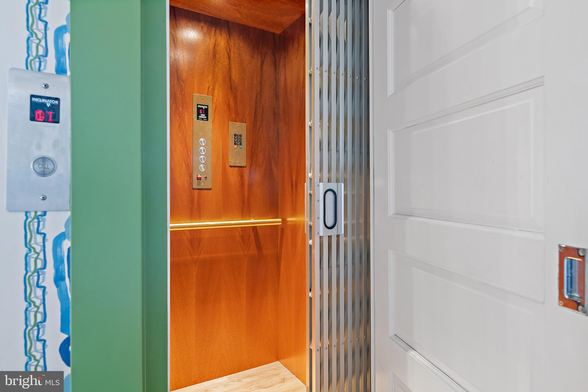 39 Southgate Avenue Annapolis, MD 21401 - Photo 19 of 52 Elevator for aging in place