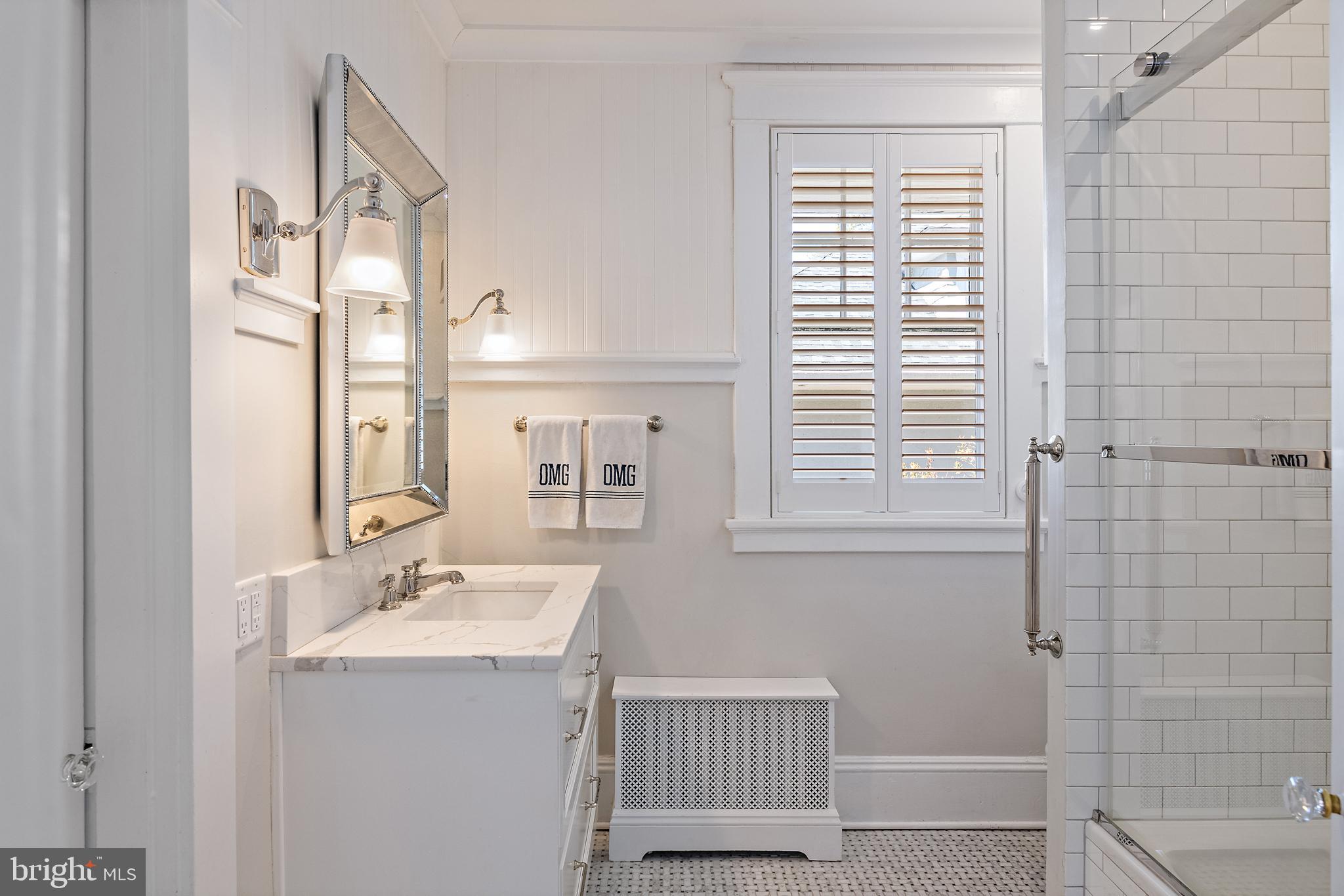 39 Southgate Avenue Annapolis, MD 21401 - Photo 33 of 52 Hotel style baths