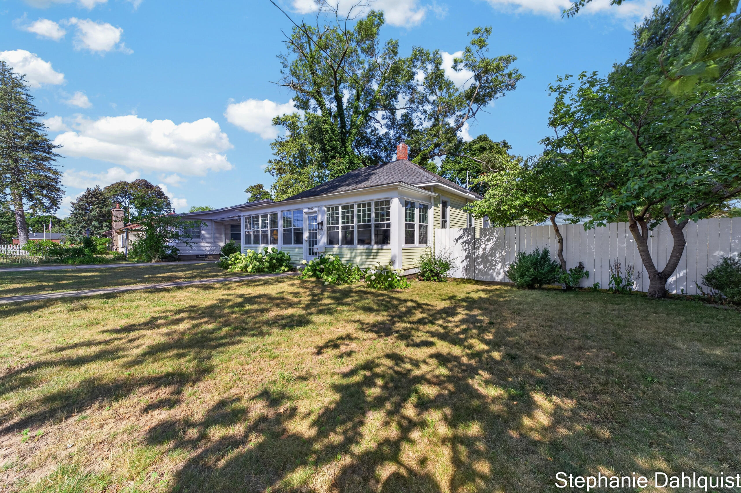1210 Ruddiman Drive Muskegon, MI 49445 - Photo 3 of 42 1210 Ruddiman Drive (4 of 42)