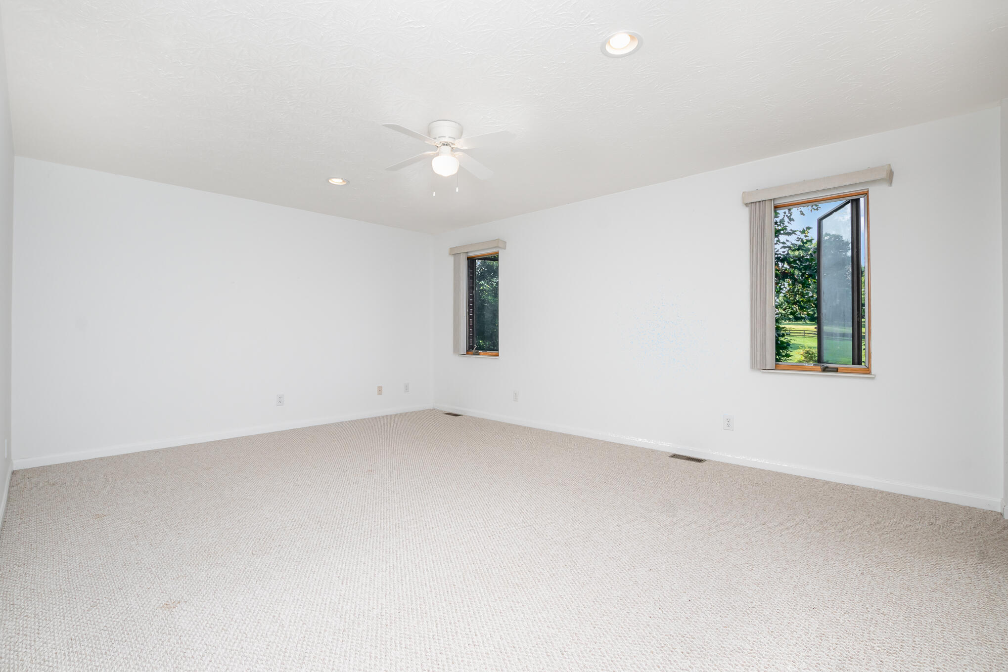 7983 Wolfe Road Burlington, KY 41005 - Photo 17 of 35 Gallery Image 17