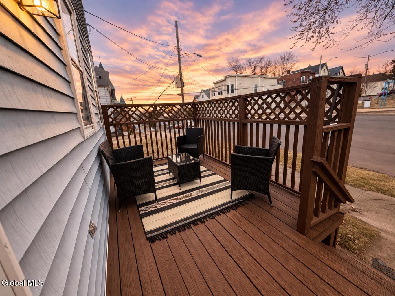 17 Landon Terrace Schenectady, NY 12308 - Photo 4 of 28 5C93D9C8-6B8D-4C71-999F-184A4AF13A7B