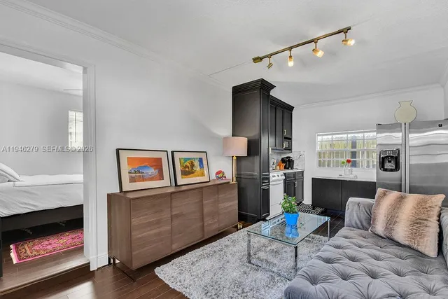 $1,375,000 | 4722 Southwest 5th Street, Miami, FL 33134