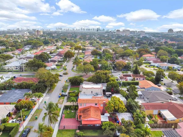$1,375,000 | 4722 Southwest 5th Street, Coral Gables, FL 33134