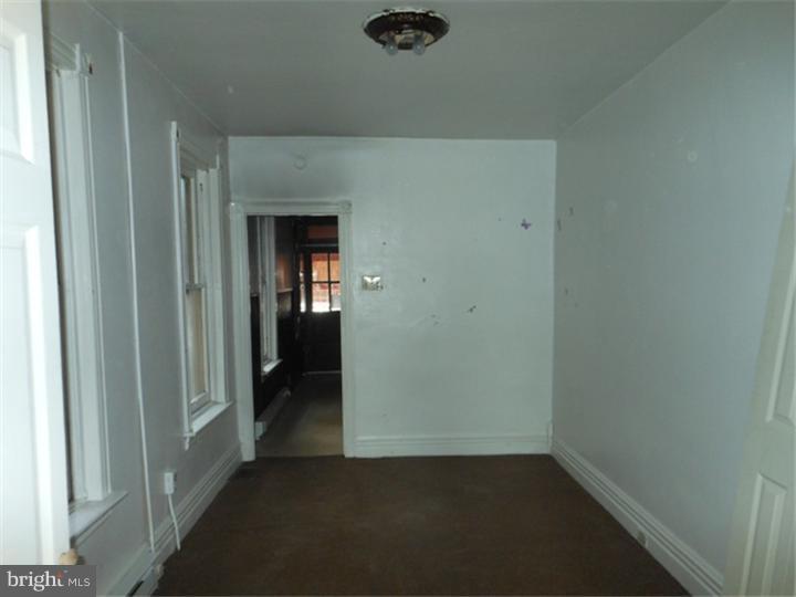 521 Perry Street Reading, PA 19601 - Photo 3 of 14 Gallery Image 3