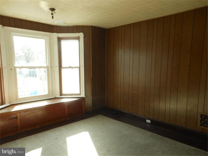 521 Perry Street Reading, PA 19601 - Photo 7 of 14 Gallery Image 7