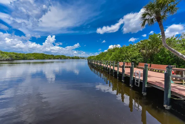 $1,800 | 390 Southwest South River Drive, Unit 202, Stuart, FL 34997