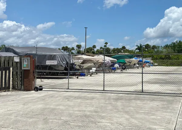 $1,800 | 390 Southwest South River Drive, Unit 202, Stuart, FL 34997