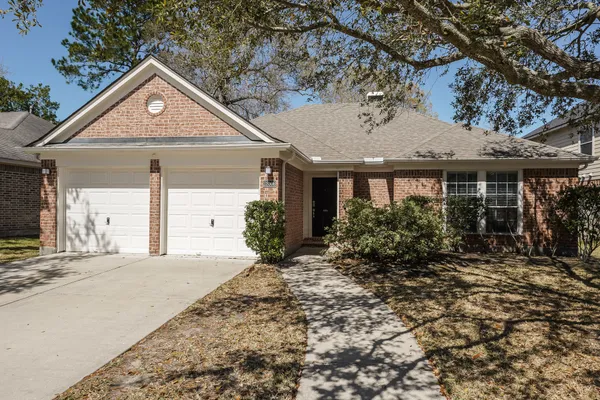 $2,205 | 28506 Carly Cove Lane, Spring, TX 77386