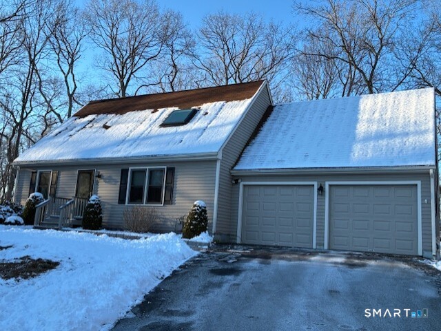11 Copper Ridge Circle, Unit 11 Guilford, CT 06437 - Photo 1 of 1 Free Standing Condo