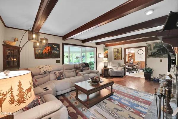 $998,900 | 160 Fairway Drive, Abingdon, VA 24211