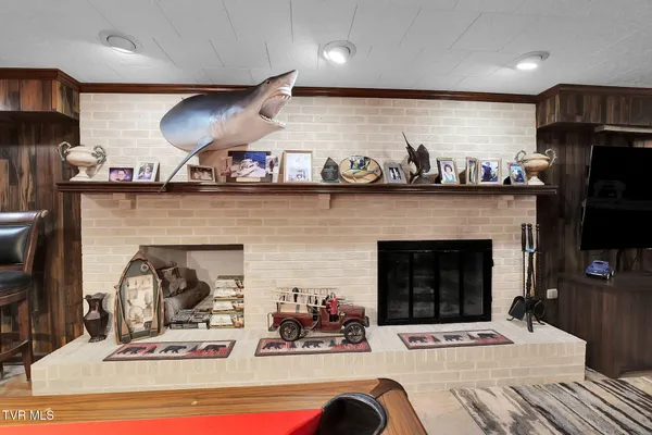 $998,900 | 160 Fairway Drive, Abingdon, VA 24211