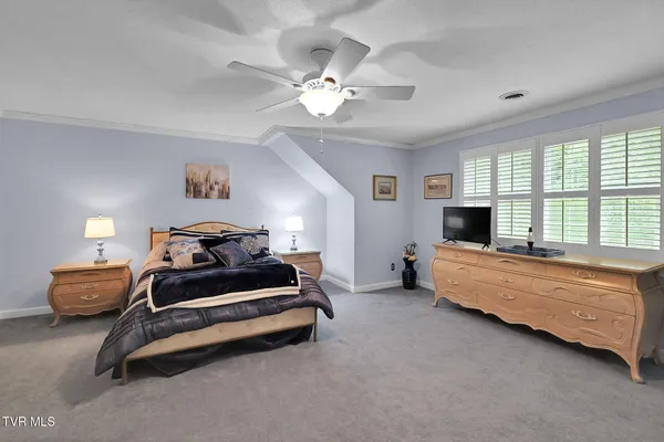 $998,900 | 160 Fairway Drive, Abingdon, VA 24211