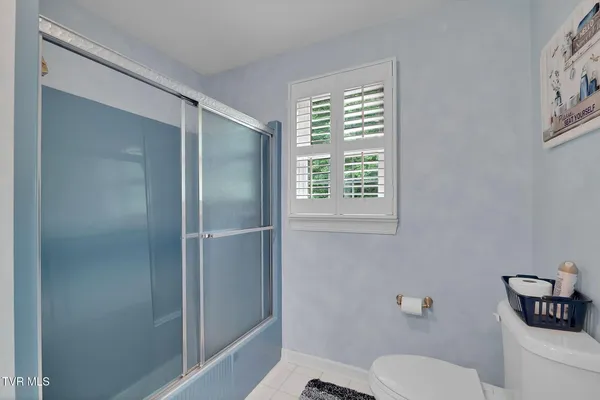 $998,900 | 160 Fairway Drive, Abingdon, VA 24211