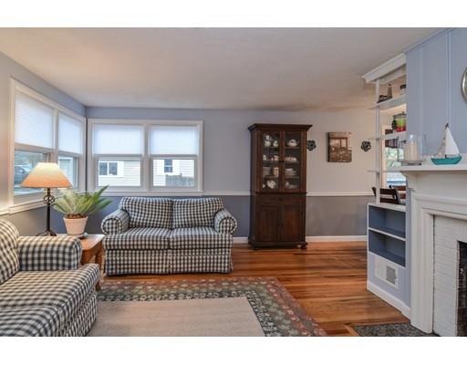 45 Dunster Road Framingham, MA 01702 - Photo 5 of 27 Gallery Image 5