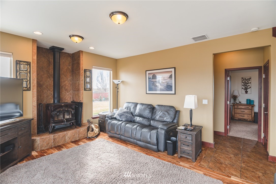 10519 Northeast 5.6 Road Moses Lake, WA 98837 - Photo 18 of 40 Gallery Image 18