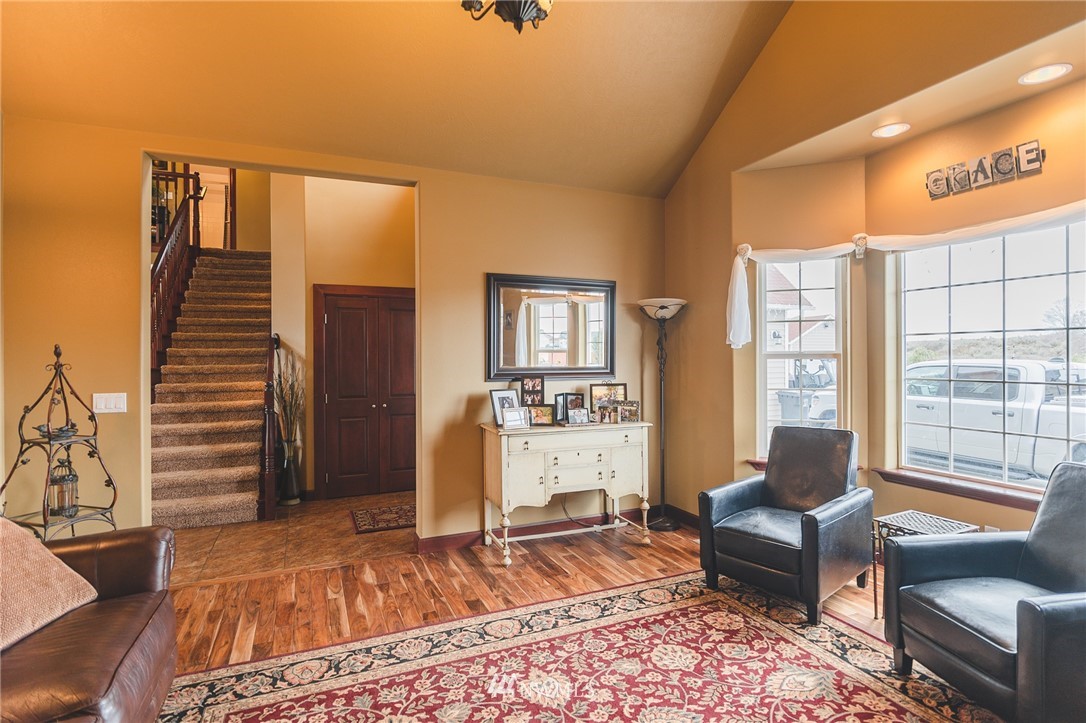 10519 Northeast 5.6 Road Moses Lake, WA 98837 - Photo 7 of 40 Gallery Image 7