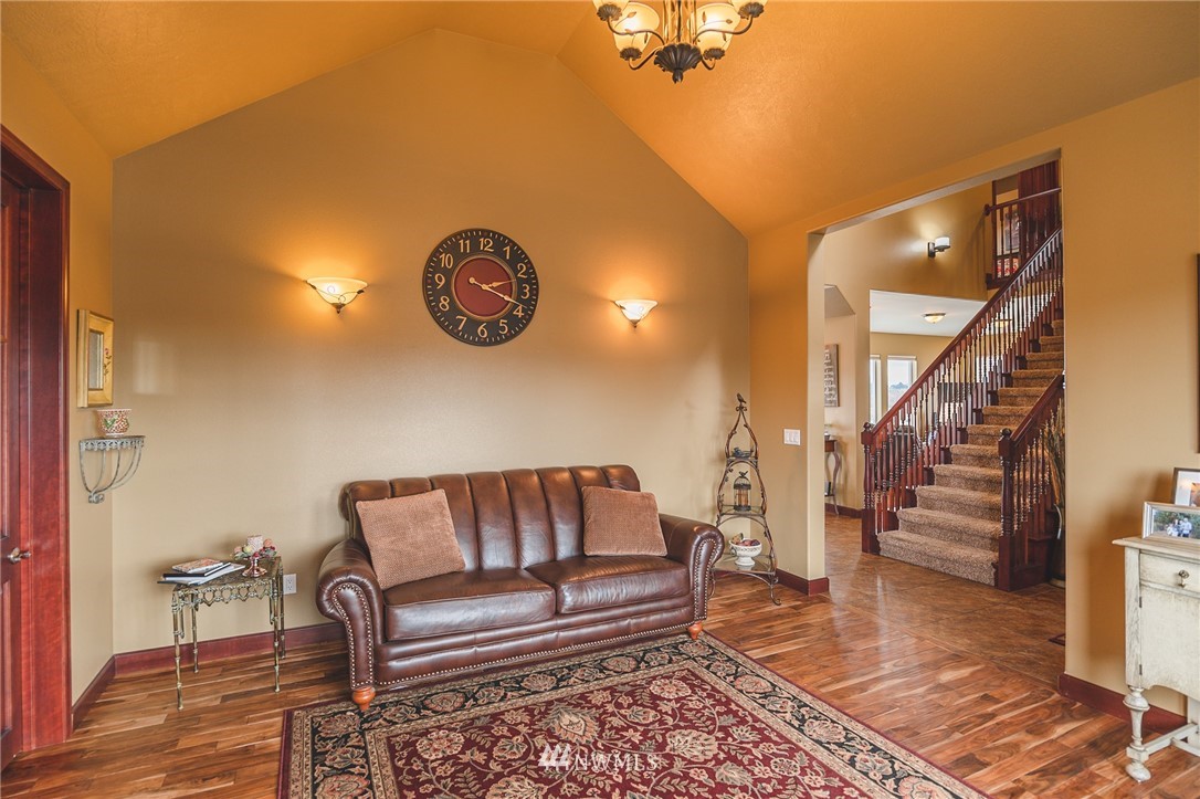 10519 Northeast 5.6 Road Moses Lake, WA 98837 - Photo 8 of 40 Gallery Image 8