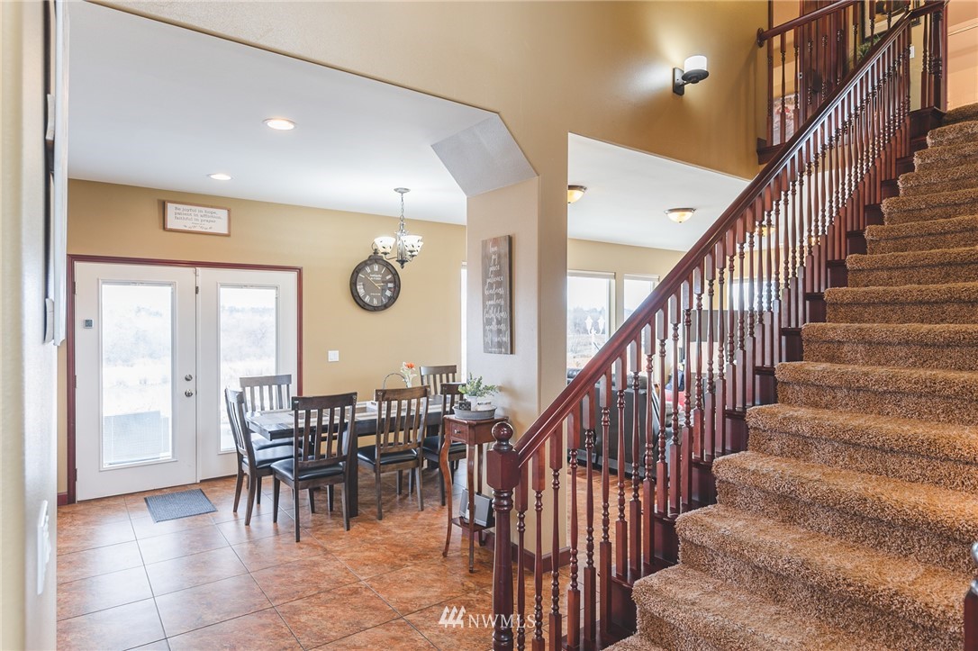 10519 Northeast 5.6 Road Moses Lake, WA 98837 - Photo 9 of 40 Gallery Image 9