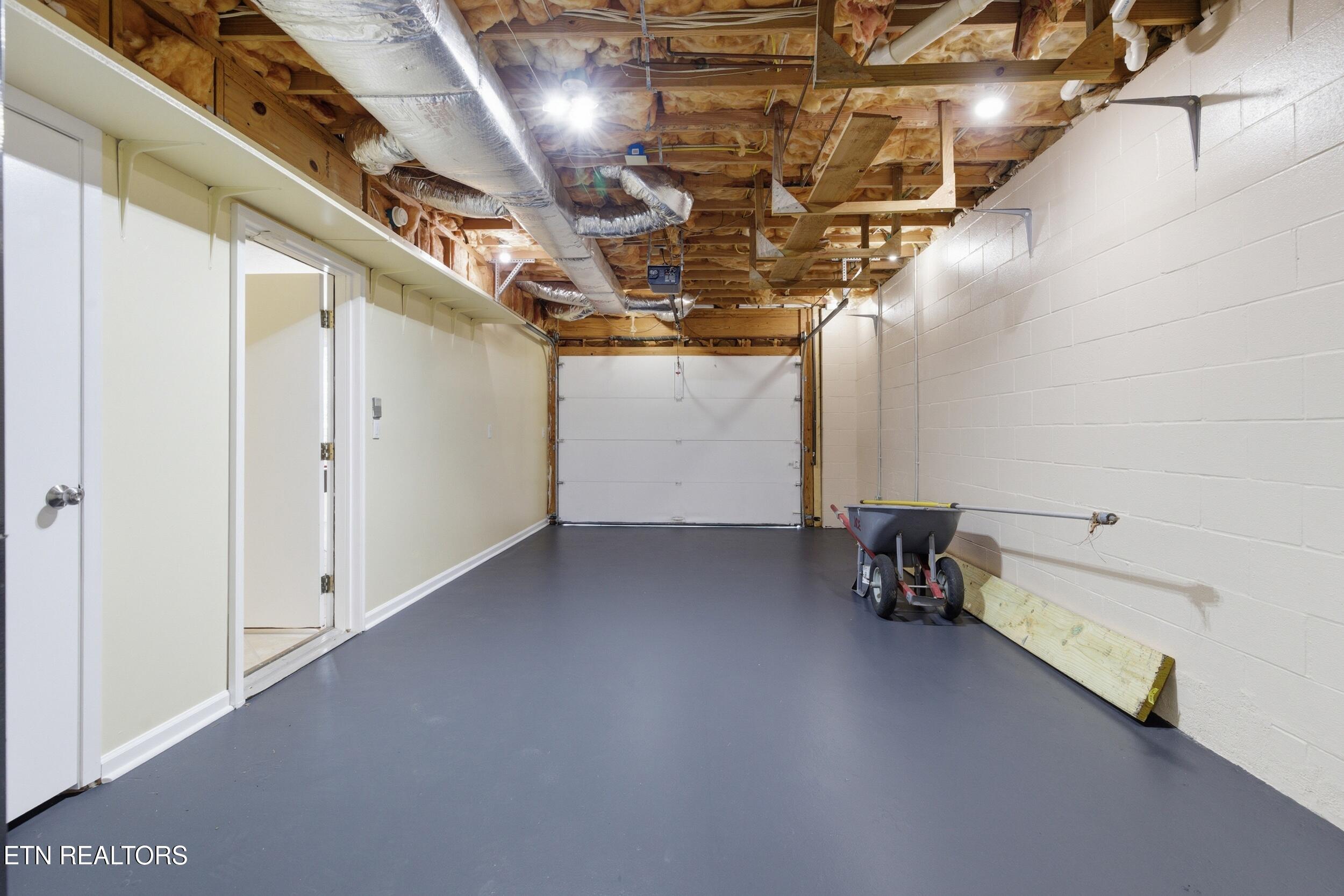 183 Ridgeview Circle Sharps Chapel, TN 37866 - Photo 32 of 47 69_183_ridgeview_cir_0145