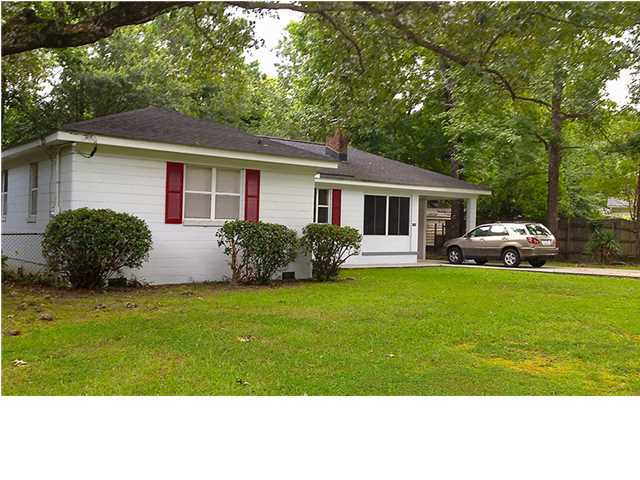 1255 Gilmore Road Charleston, SC 29407 - Photo 1 of 11 Primary Photo