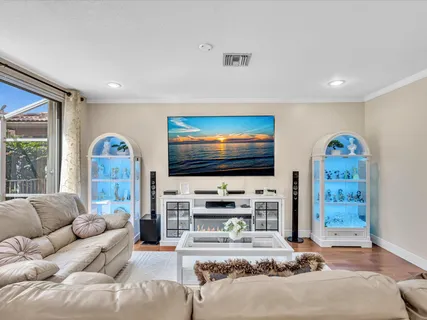 $698,900 | 11566 Northwest 5th Street, Coral Springs, FL 33071