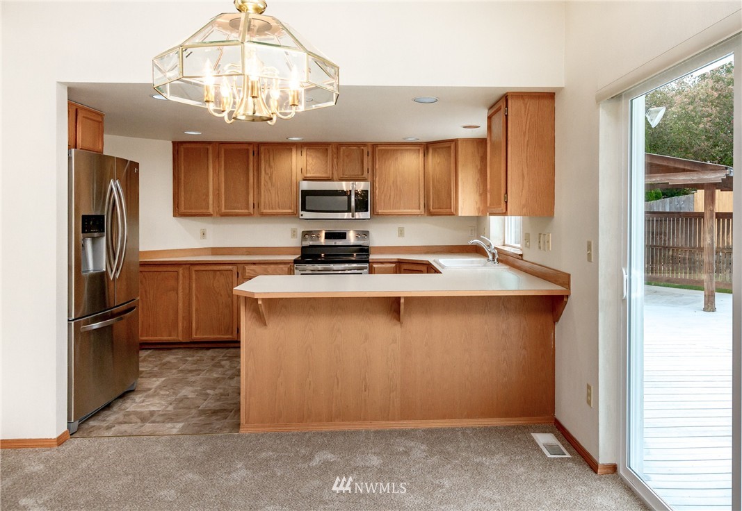 1916 Norma Road Northeast Tacoma, WA 98422 - Photo 6 of 23